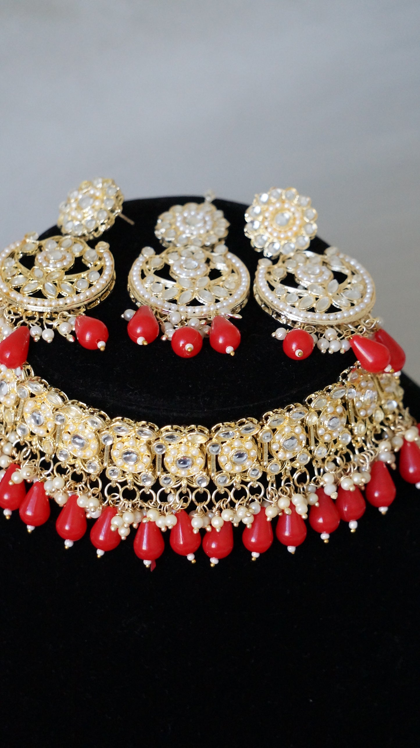 The SUCHI Set