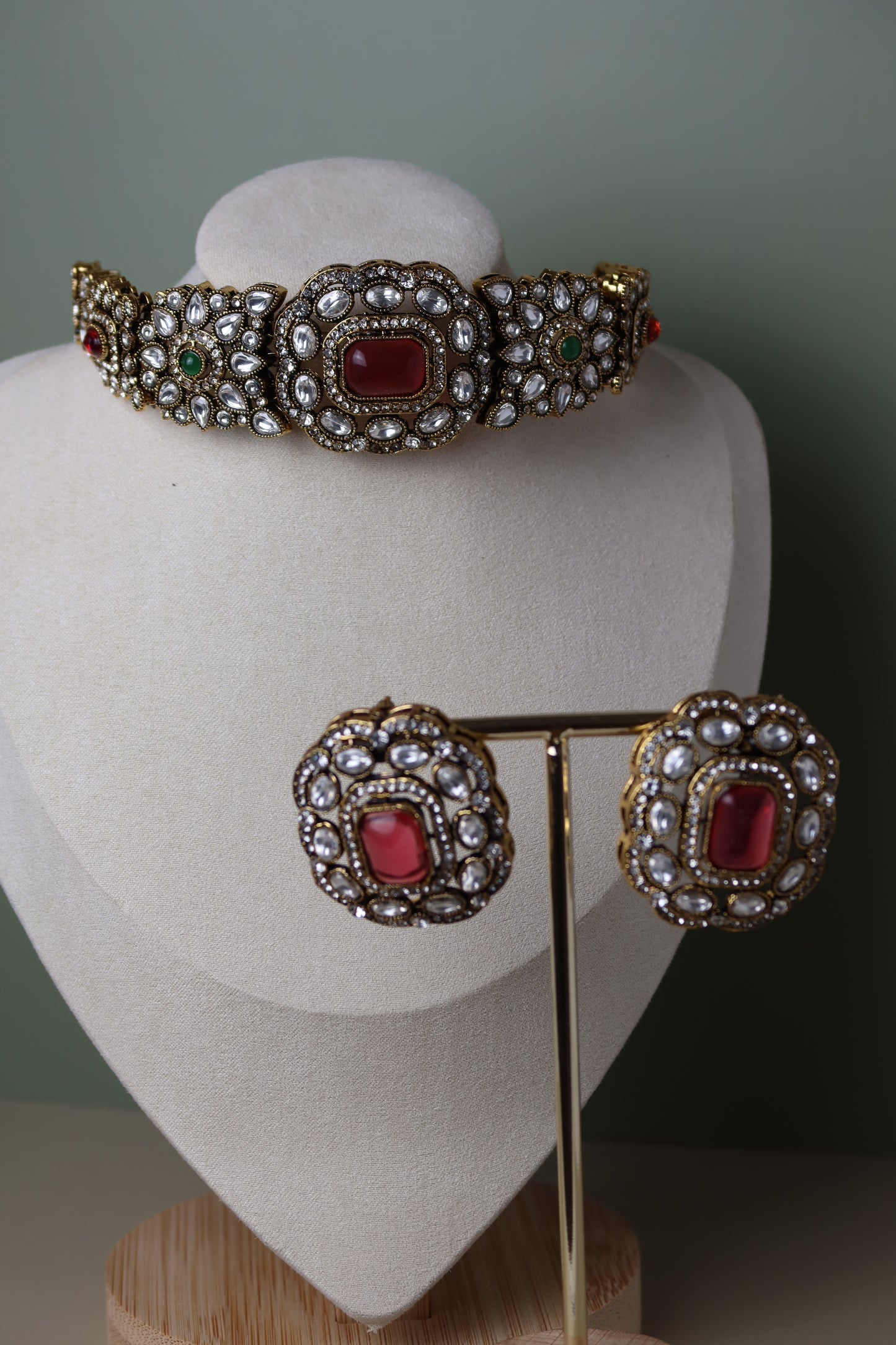 The REINA Set