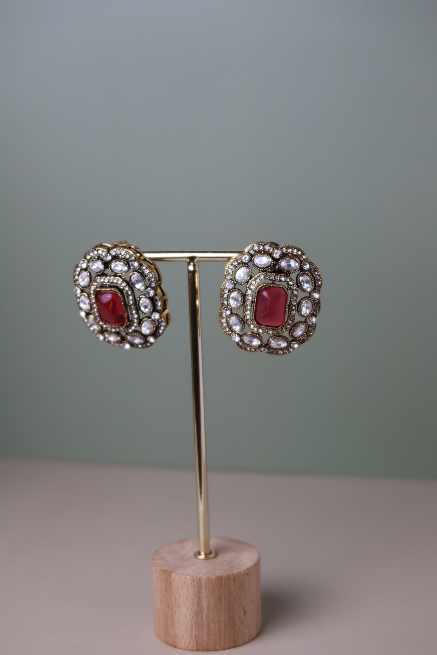 The REINA Set
