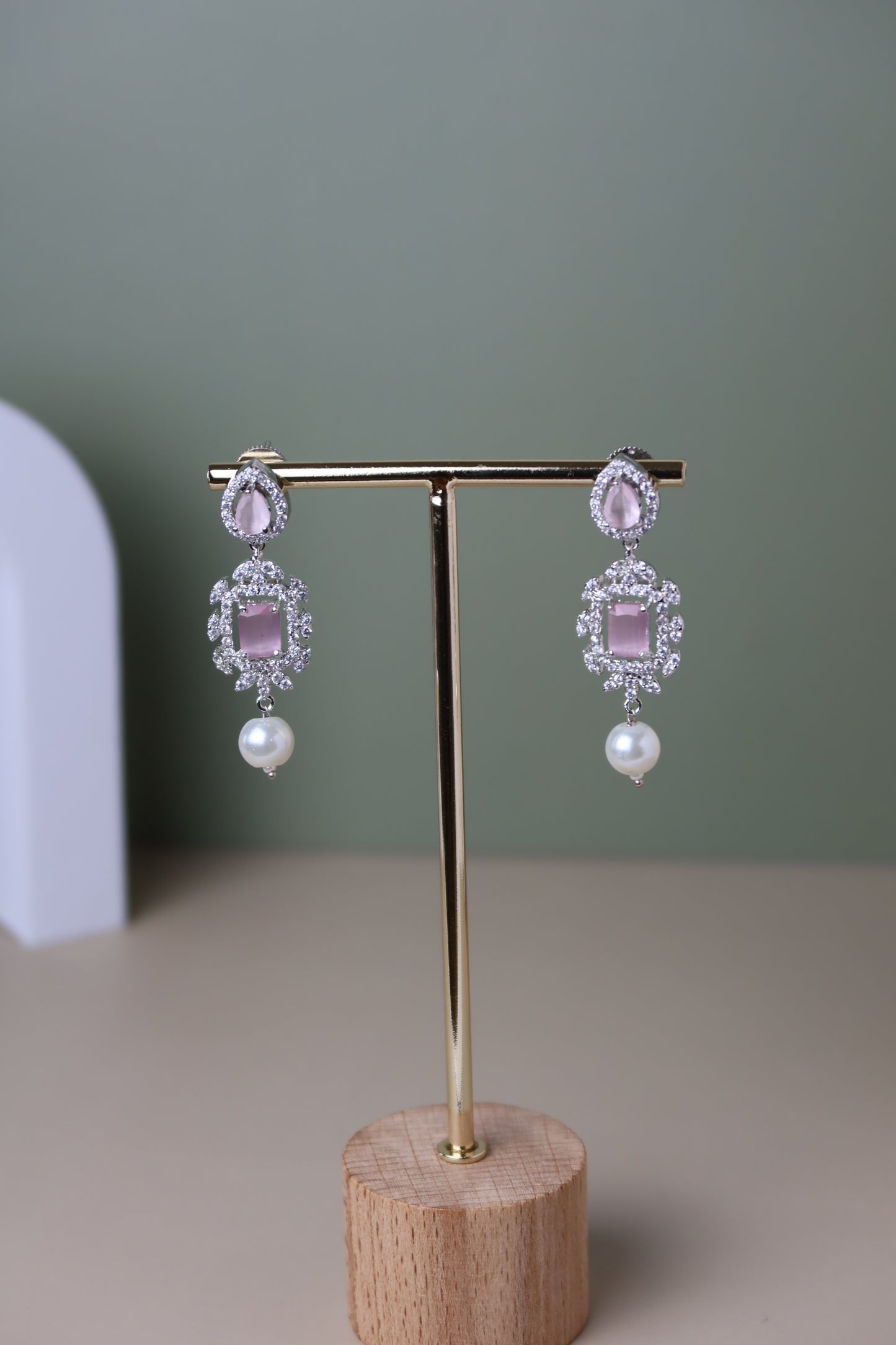 The EMERALD PEARL Set